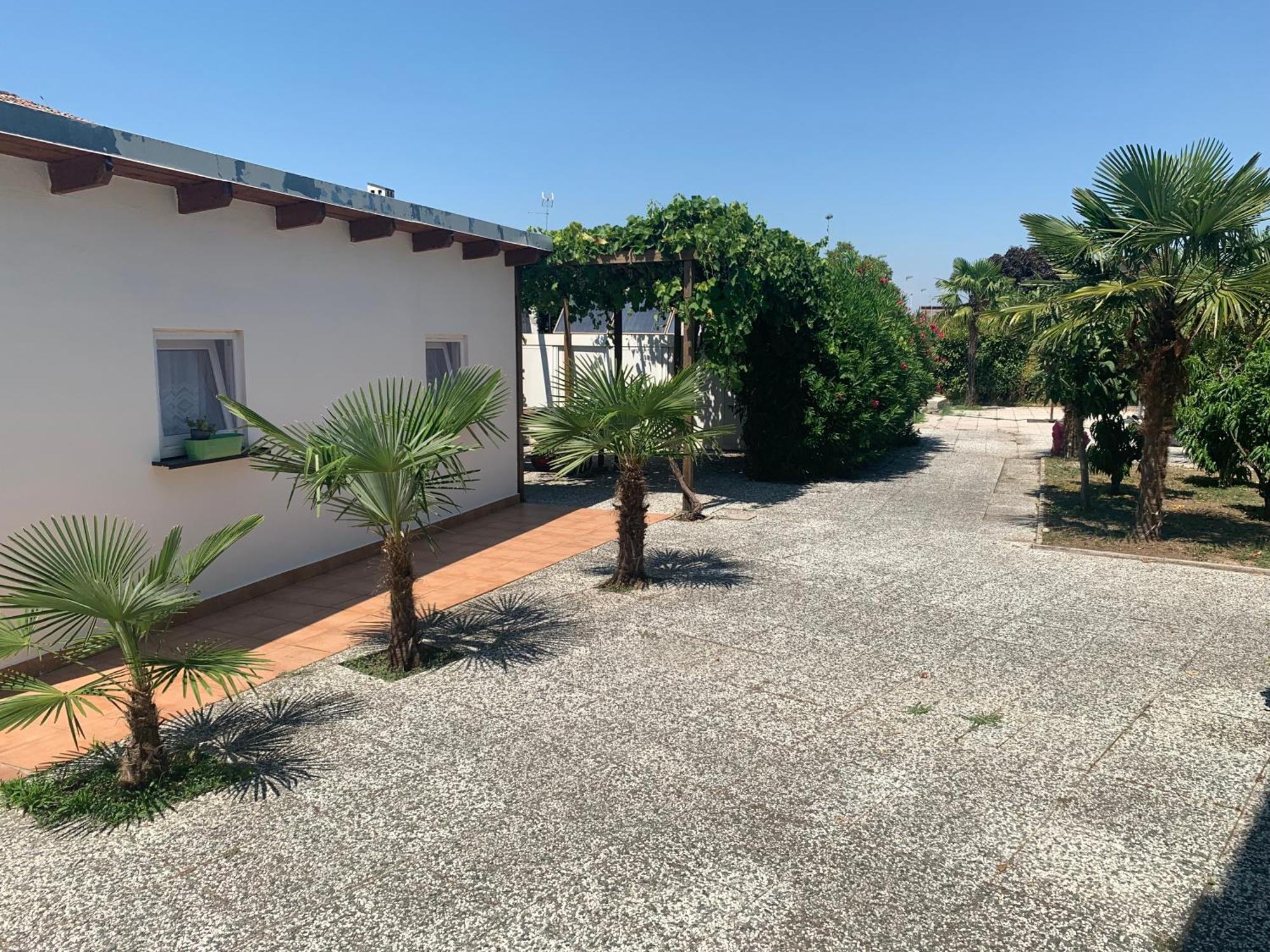 Palma Verde Castello di Brussa 外观 照片