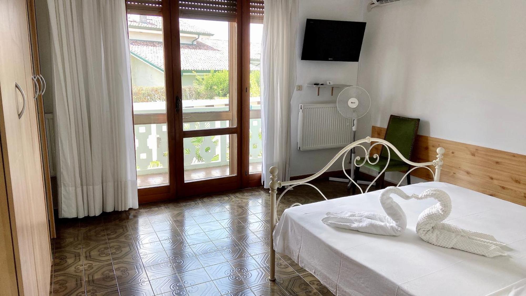 Palma Verde Castello di Brussa 外观 照片